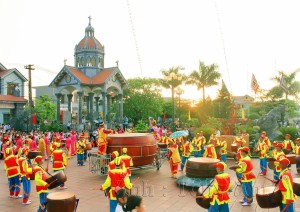 tuanchau2016-8